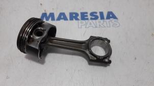 Gebruikte Zuiger Alfa Romeo MiTo (955) 0.9 TwinAir Prijs € 50,00 Margeregeling aangeboden door Maresia Parts