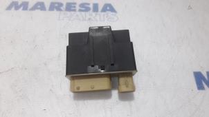 Gebruikte Voorgloei Relais Citroen C3 (SC) 1.6 HDi 92 Prijs € 15,00 Margeregeling aangeboden door Maresia Parts