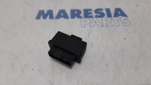 Gebruikte Relais Citroen C2 (JM) 1.4 HDI Prijs € 15,00 Margeregeling aangeboden door Maresia Parts