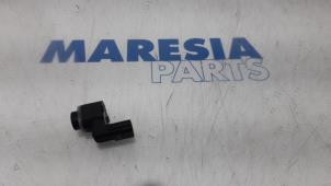 Gebruikte Sensor PDC Renault Megane III Coupe (DZ) 2.0 16V TCe 180 Prijs € 20,00 Margeregeling aangeboden door Maresia Parts