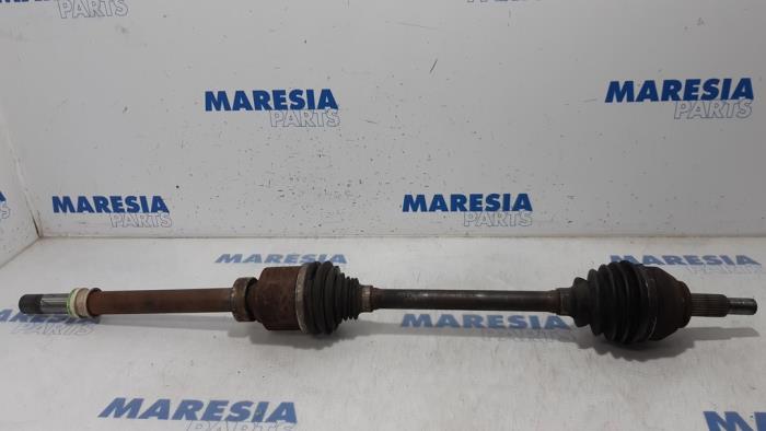 RENAULT Trafic 3 generation (2014-2023) Front Right Driveshaft 391005010R 25169597