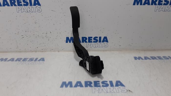 Gebruikte Gaspedaalpositie Sensor Peugeot 207/207+ (WA/WC/WM) 1.4 16V VTi Prijs € 20,00 Margeregeling aangeboden door Maresia Parts