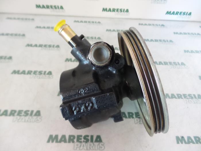 Gebruikte Servopomp Fiat Palio Weekend (178D) 1.6 16V Prijs € 50,00 Margeregeling aangeboden door Maresia Parts