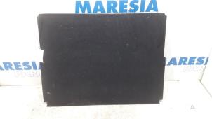 Gebruikte Kofferbak Mat Peugeot 3008 I (0U/HU) 1.6 16V THP 150 Prijs € 38,99 Margeregeling aangeboden door Maresia Parts