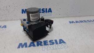 Gebruikte ABS Pomp Peugeot 3008 I (0U/HU) 1.6 16V THP 150 Prijs € 129,99 Margeregeling aangeboden door Maresia Parts