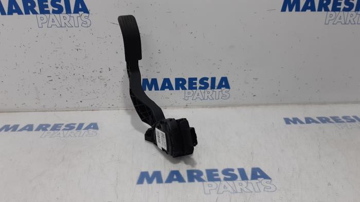 Gebruikte Sensor Gaspedaalpositie Citroen C3 (SC) 1.0 Vti 68 12V Prijs € 25,00 Margeregeling aangeboden door Maresia Parts