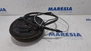Gebruikte Fusee links-achter Citroen C3 (SC) 1.0 Vti 68 12V Prijs € 75,00 Margeregeling aangeboden door Maresia Parts