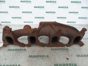 Gebruikte Spruitstuk Uitlaat Renault Grand Scénic II (JM) 1.9 dCi 120 Prijs € 50,00 Margeregeling aangeboden door Maresia Parts