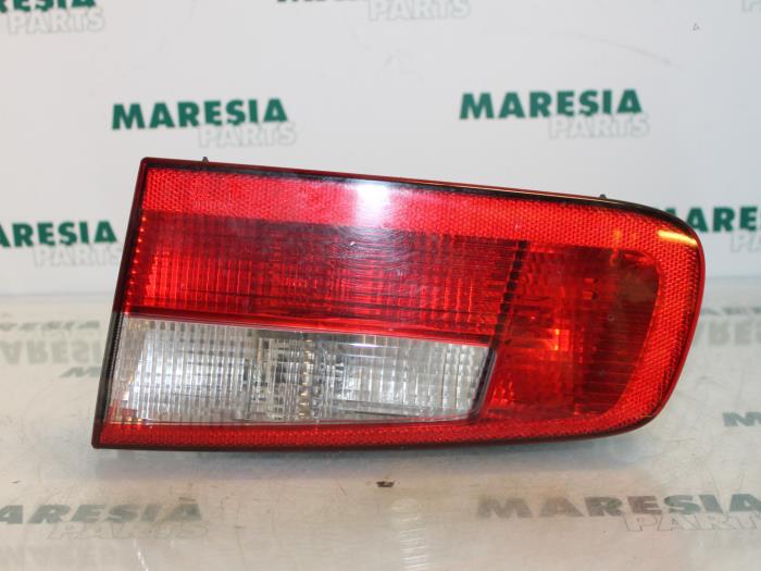 RENAULT Laguna 2 generation (2001-2007) Rear Right Taillight Lamp 8200002476 19449904