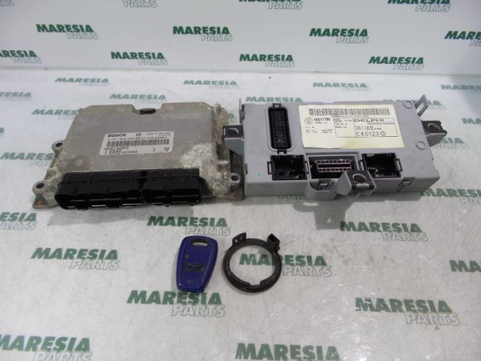 Gebruikte Computer Motormanagement Fiat Punto II (188) 1.9 JTD 85 Prijs € 105,00 Margeregeling aangeboden door Maresia Parts