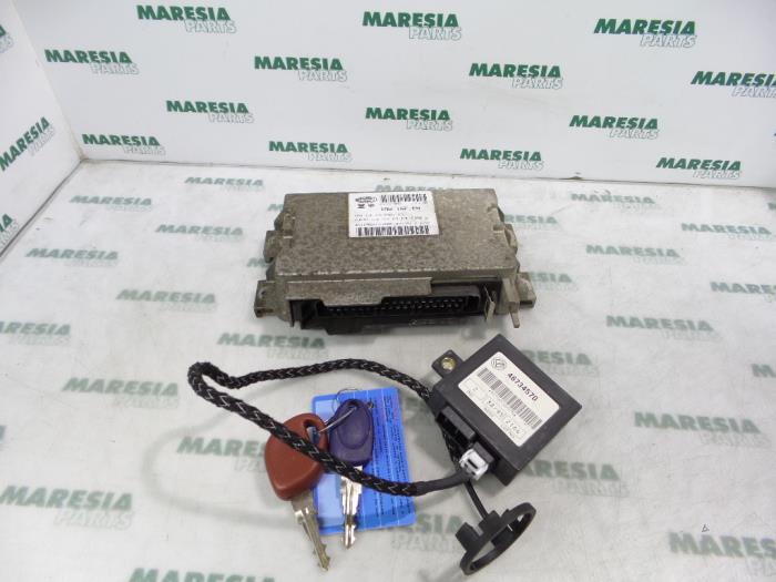 Gebruikte Computer Motormanagement Fiat Punto I (176) 60 1.2 i.e. Selecta Prijs € 25,00 Margeregeling aangeboden door Maresia Parts
