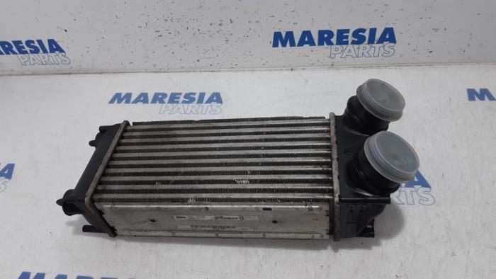 Gebruikte Intercooler Peugeot RCZ (4J) 1.6 16V THP Prijs € 35,00 Margeregeling aangeboden door Maresia Parts