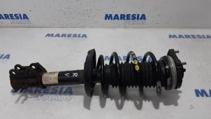 Gebruikte Schokdemperpoot rechts-voor Opel Combo 1.4 16V ecoFlex Prijs € 75,00 Margeregeling aangeboden door Maresia Parts