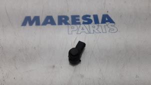 Gebruikte PDC Sensor Peugeot RCZ (4J) 1.6 16V THP Prijs € 25,00 Margeregeling aangeboden door Maresia Parts