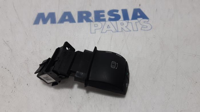 RENAULT Zoe 1 generation (2012-2023) Music Player Buttons 255522540R 19451710