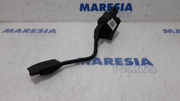Gebruikte Gaspedaalpositie Sensor Peugeot 508 SW (8E/8U) 2.0 RXH HYbrid4 16V Prijs € 35,00 Margeregeling aangeboden door Maresia Parts