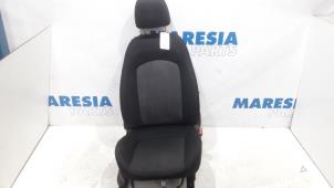 Gebruikte Stoel rechts Fiat Punto Evo (199) 1.3 JTD Multijet 85 16V Euro 5 Prijs € 75,00 Margeregeling aangeboden door Maresia Parts