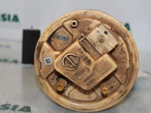 Gebruikte Tank element Pomp Alfa Romeo MiTo (955) 1.3 JTDm 16V Prijs € 25,00 Margeregeling aangeboden door Maresia Parts