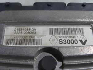 Gebruikte Computer Motormanagement Renault Megane II Grandtour (KM) 1.6 16V Prijs € 324,99 Margeregeling aangeboden door Maresia Parts