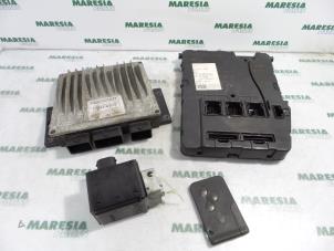 Gebruikte Computer Motormanagement Renault Megane II Grandtour (KM) 1.5 dCi 80 Prijs € 324,99 Margeregeling aangeboden door Maresia Parts