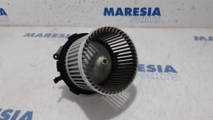 Gebruikte Kachel Ventilatiemotor Fiat 500 (312) 1.2 Prijs € 25,00 Margeregeling aangeboden door Maresia Parts