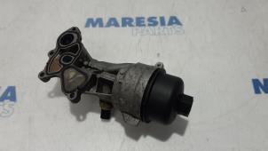 Gebruikte Oliefilterhouder Citroen Berlingo Cinqspace, Multispace 1.6 VTi 120 16V Prijs € 54,99 Margeregeling aangeboden door Maresia Parts