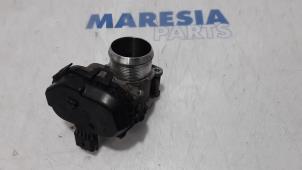 Gebruikte Gasklephuis Peugeot 2008 (CU) 1.6 Blue HDi 100 Prijs € 49,99 Margeregeling aangeboden door Maresia Parts