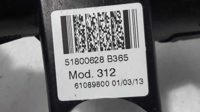 Kontaktslot+Sleutel van een Fiat Panda (312) 0.9 TwinAir 65 2014