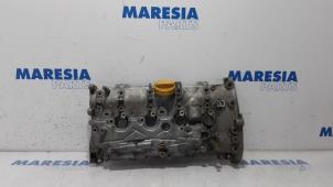 Gebruikte Kleppendeksel Renault Espace (JK) 2.0 16V Turbo Prijs € 60,00 Margeregeling aangeboden door Maresia Parts