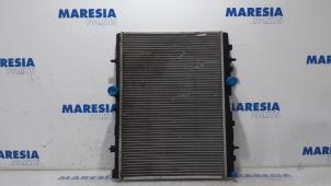 Gebruikte Radiateur Peugeot Partner (GC/GF/GG/GJ/GK) 1.6 HDI 75 16V Prijs € 30,25 Inclusief btw aangeboden door Maresia Parts