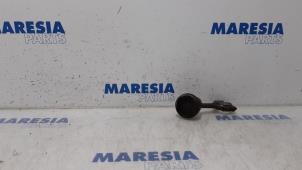 Gebruikte Zuiger Fiat Grande Punto (199) 1.4 Prijs € 50,00 Margeregeling aangeboden door Maresia Parts