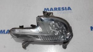 Gebruikte Dagrijverlichting rechts Peugeot 508 SW (8E/8U) 2.0 HDiF 16V Autom. Prijs € 55,00 Margeregeling aangeboden door Maresia Parts
