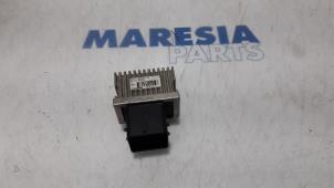 Gebruikte Relais Voorgloei Peugeot 508 SW (8E/8U) 2.0 HDiF 16V Autom. Prijs € 30,00 Margeregeling aangeboden door Maresia Parts