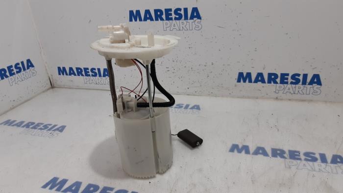 Gebruikte Tank element Pomp Fiat Panda (312) 0.9 TwinAir 65 Prijs € 34,95 Margeregeling aangeboden door Maresia Parts