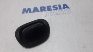 Gebruikte Rugleuning ontgrendelhendel Fiat 500 (312) 1.2 69 Prijs € 72,60 Inclusief btw aangeboden door Maresia Parts