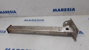 Gebruikte Subframe Peugeot 308 (4A/C) 1.6 VTI 16V Prijs € 25,00 Margeregeling aangeboden door Maresia Parts