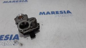 Gebruikte Gasklephuis Citroen C3 (SX/SW) 1.6 Blue HDi 75 16V Prijs € 65,00 Margeregeling aangeboden door Maresia Parts