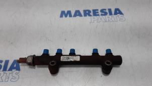Gebruikte Injector brug Citroen C3 (SX/SW) 1.6 Blue HDi 75 16V Prijs € 35,00 Margeregeling aangeboden door Maresia Parts