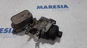 Gebruikte Oliefilterhouder Citroen C3 (SX/SW) 1.6 Blue HDi 75 16V Prijs € 75,00 Margeregeling aangeboden door Maresia Parts