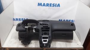 Gebruikte Airbag set Peugeot 5008 I (0A/0E) 1.6 THP 16V Prijs € 367,50 Margeregeling aangeboden door Maresia Parts