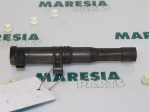 Gebruikte Bobine Renault Espace (JE) 2.0 16V Prijs € 10,00 Margeregeling aangeboden door Maresia Parts