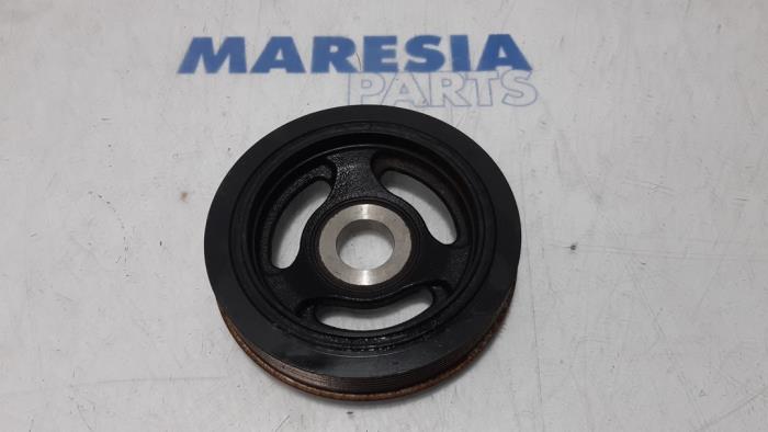 Gebruikte Poelie Krukas Citroen C5 III Berline (RD) 1.6 HDiF 16V Prijs € 25,00 Margeregeling aangeboden door Maresia Parts