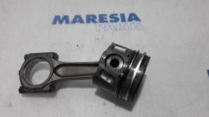 Gebruikte Zuiger Peugeot Expert (G9) 2.0 HDi 120 Prijs € 75,00 Margeregeling aangeboden door Maresia Parts