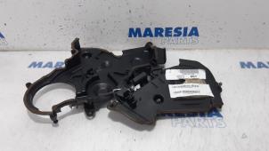 Gebruikte Distributiedeksel Peugeot 5008 I (0A/0E) 1.6 BlueHDi 120 Prijs € 50,00 Margeregeling aangeboden door Maresia Parts