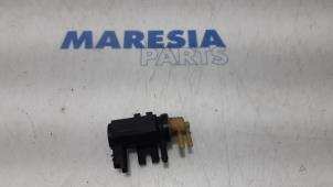 Gebruikte Turbodrukregelaar Peugeot 5008 I (0A/0E) 1.6 BlueHDi 120 Prijs € 50,00 Margeregeling aangeboden door Maresia Parts