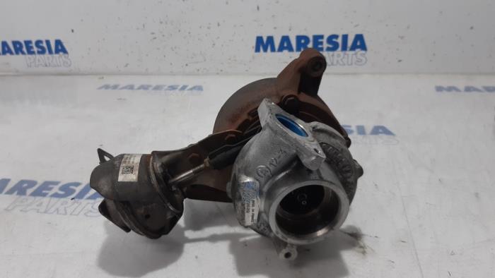 Gebruikte G-lader Peugeot 308 CC (4B) 2.0 HDiF 16V Prijs € 210,00 Margeregeling aangeboden door Maresia Parts