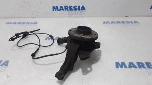 Gebruikte Fusee links-voor Fiat 500C (312) 1.2 69 Prijs € 75,00 Margeregeling aangeboden door Maresia Parts