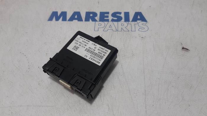 Gebruikte Climatronic module Renault Zoé (AG) 46kW Prijs € 25,00 Margeregeling aangeboden door Maresia Parts