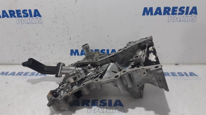 Gebruikte Distributiedeksel Peugeot 107 1.0 12V Prijs € 59,99 Margeregeling aangeboden door Maresia Parts