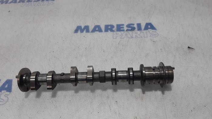 Gebruikte Nokkenas Peugeot 107 1.0 12V Prijs € 75,00 Margeregeling aangeboden door Maresia Parts